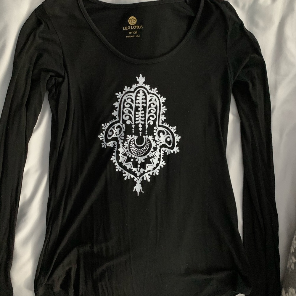 Lily Lotus long sleeve yoga top